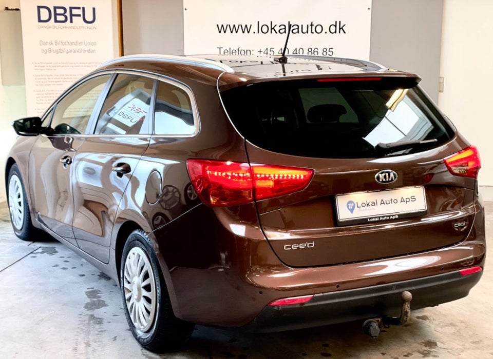 Kia Ceed 1,6 CRDi 128 Premium+ SW aut. 5d