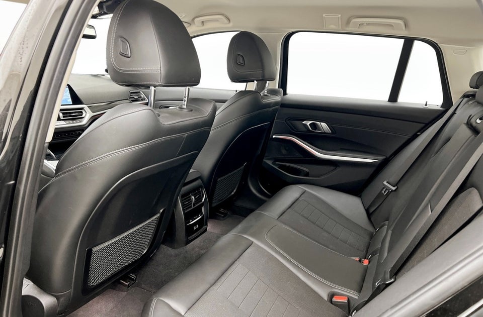 BMW 330e 2,0 Touring Sport Line aut. 5d