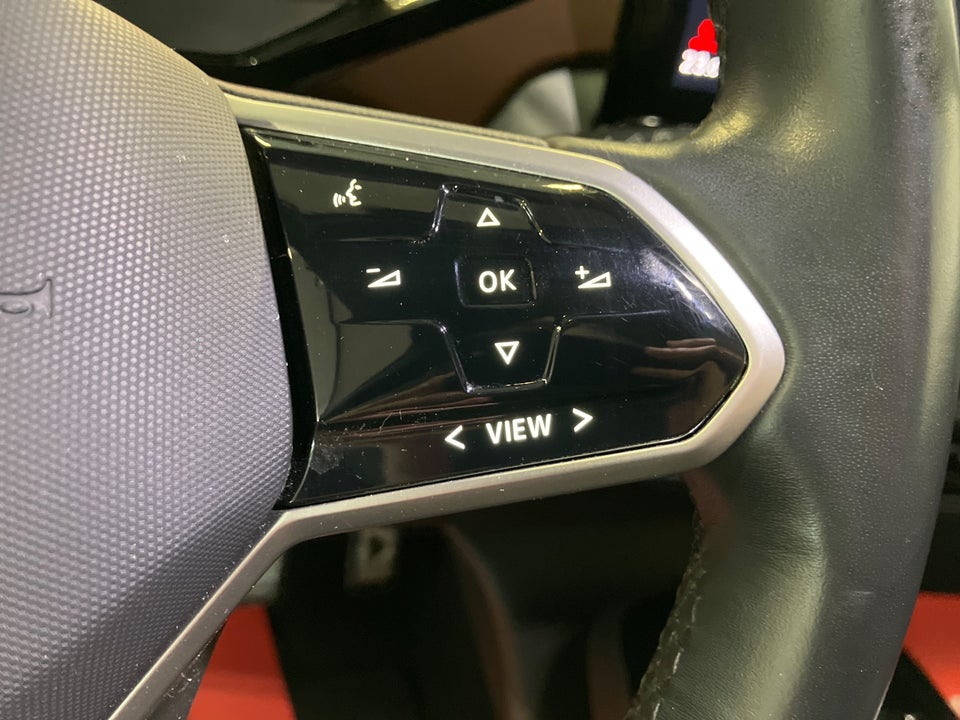 VW ID.4 77 Pro Performance Tech 5d