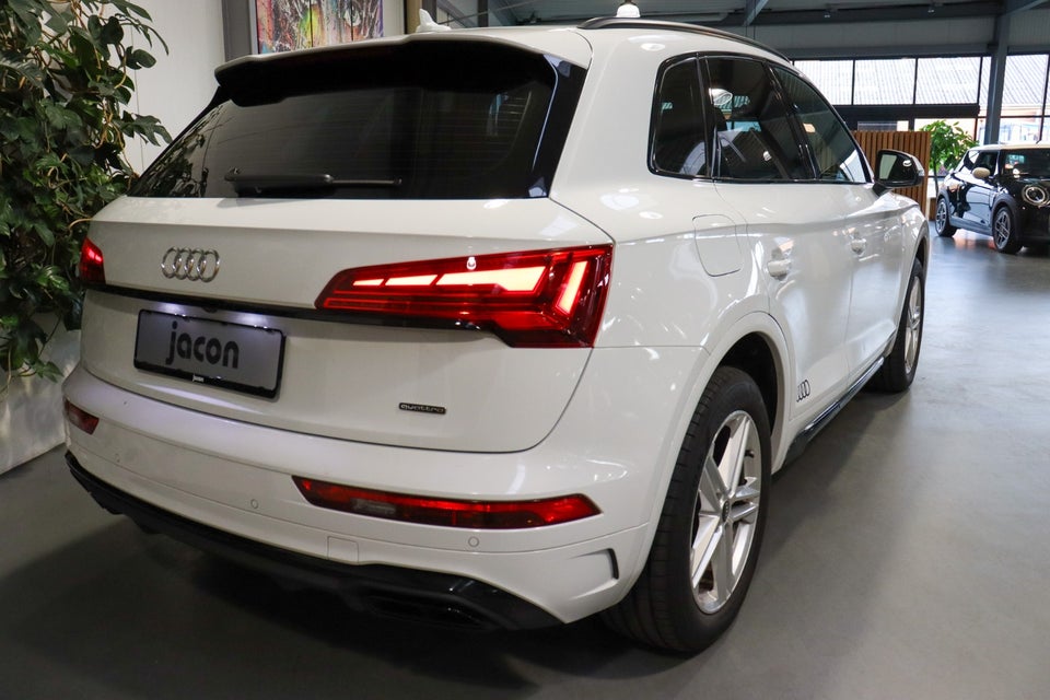 Audi Q5 50 TFSi e quattro S-tr. 5d