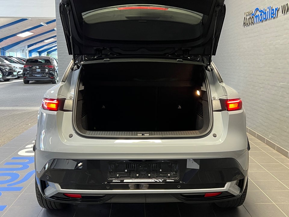 Renault Megane E-Tech 60 Techno 5d