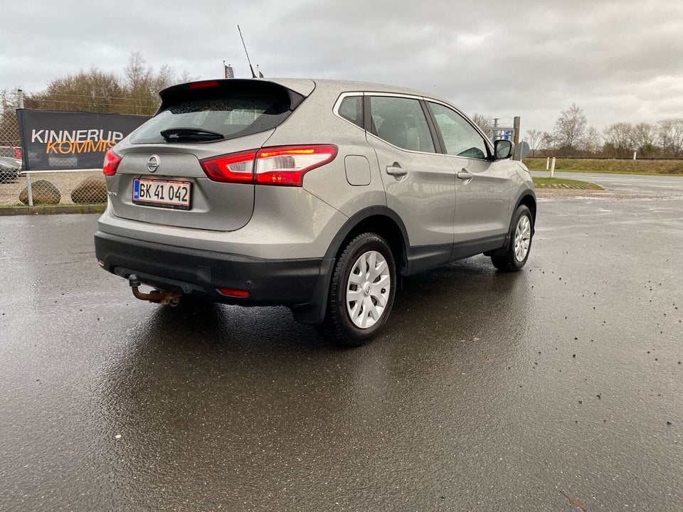 Nissan Qashqai 1,2 Dig-T 115 Acenta Connect 5d