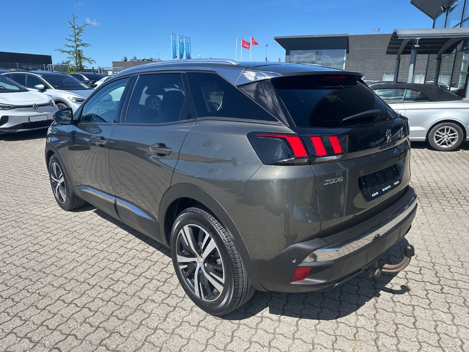 Peugeot 3008 1,6 BlueHDi 120 Allure EAT6 5d