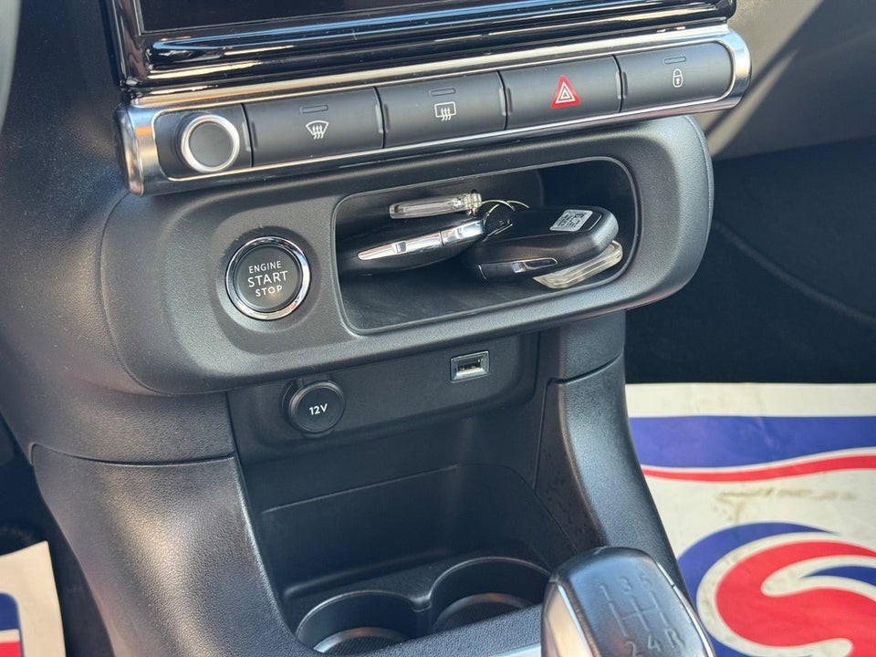 Citroën C3 1,2 PureTech 83 Shine Sport 5d