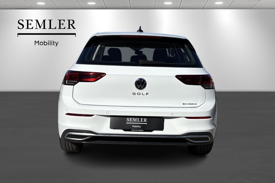 VW Golf VIII 1,4 eHybrid DSG 5d