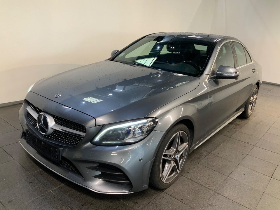 Mercedes C300 2,0 AMG Line aut. 4d