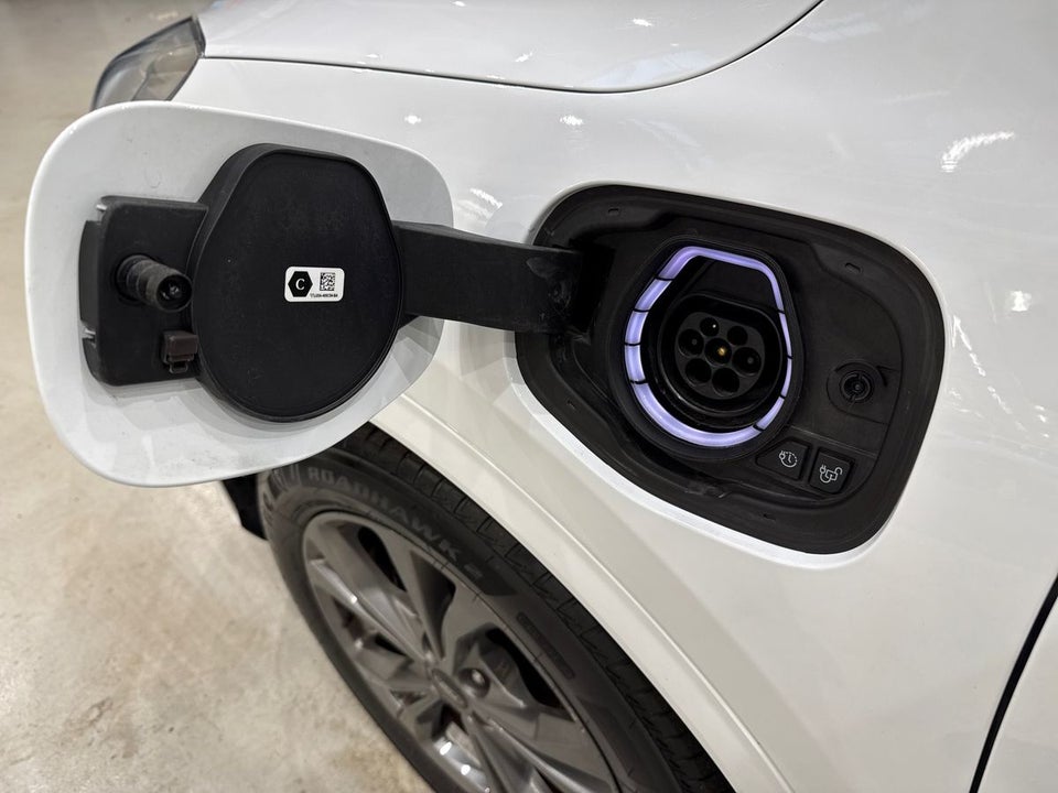 Ford Kuga 2,5 PHEV ST-Line X CVT 5d