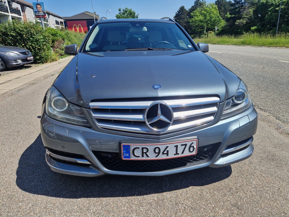 Mercedes C220 2,2 CDi Avantgarde stc. aut. BE 5d
