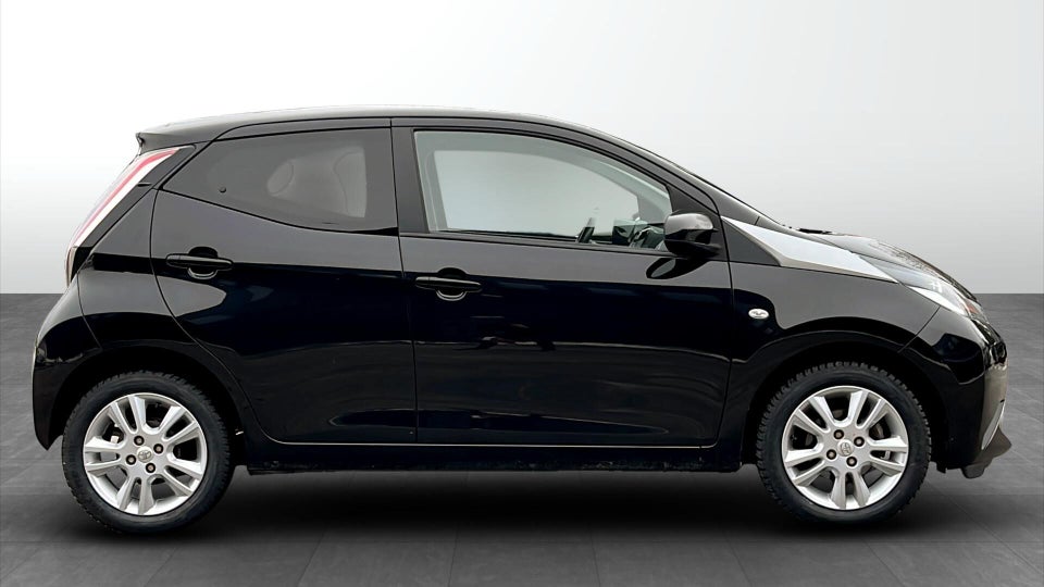 Toyota Aygo 1,0 VVT-i x-cellence 5d