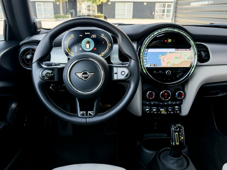 MINI Cooper SE Maximise 3d