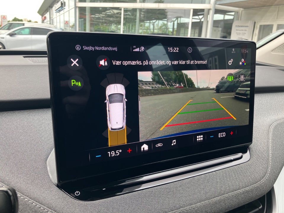 Skoda Enyaq 60 iV Loft 5d
