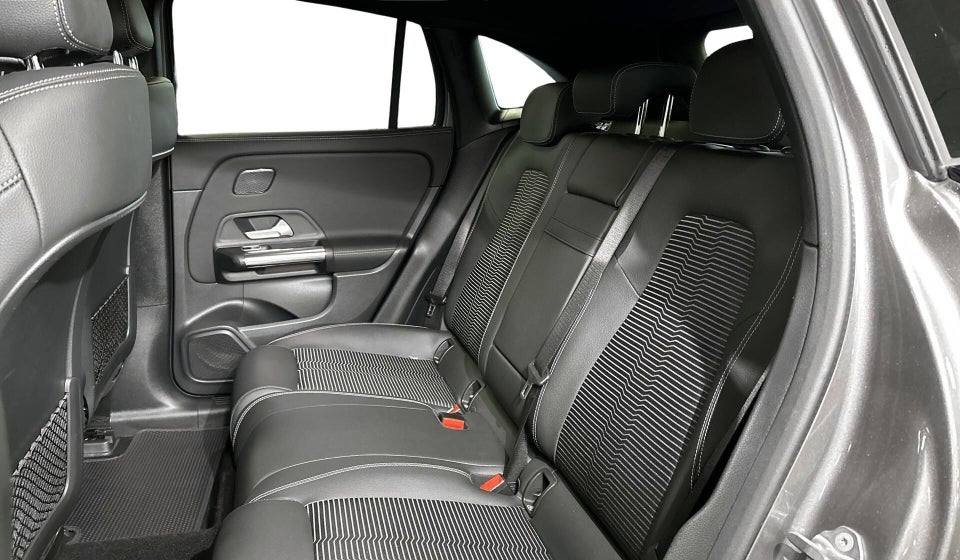 Mercedes EQA250 Progressive 5d