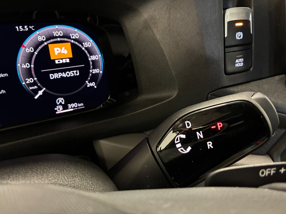 VW Crafter 35 2,0 TDi 140 Kombi L3H3 aut.