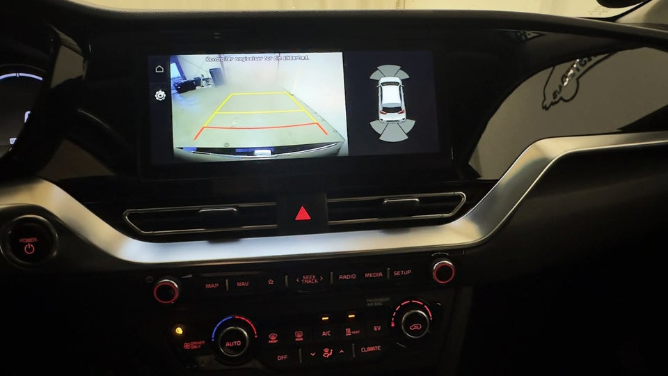 Kia Niro 64 EV Premium 5d