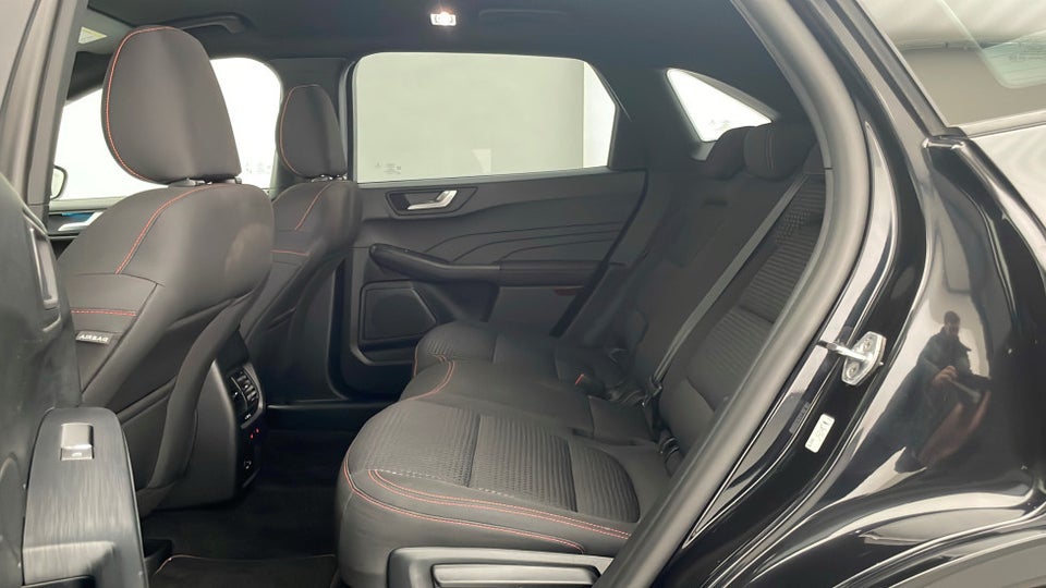 Ford Kuga 2,5 PHEV ST-Line CVT 5d