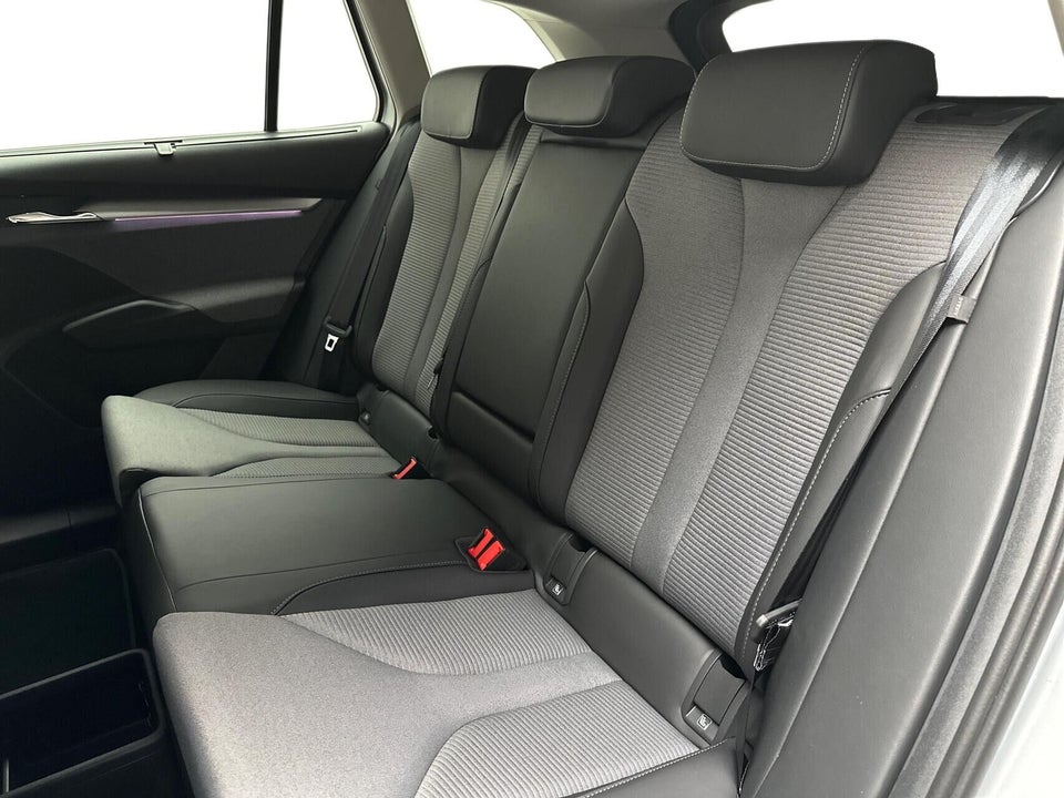 Skoda Enyaq 60 iV Premium 5d