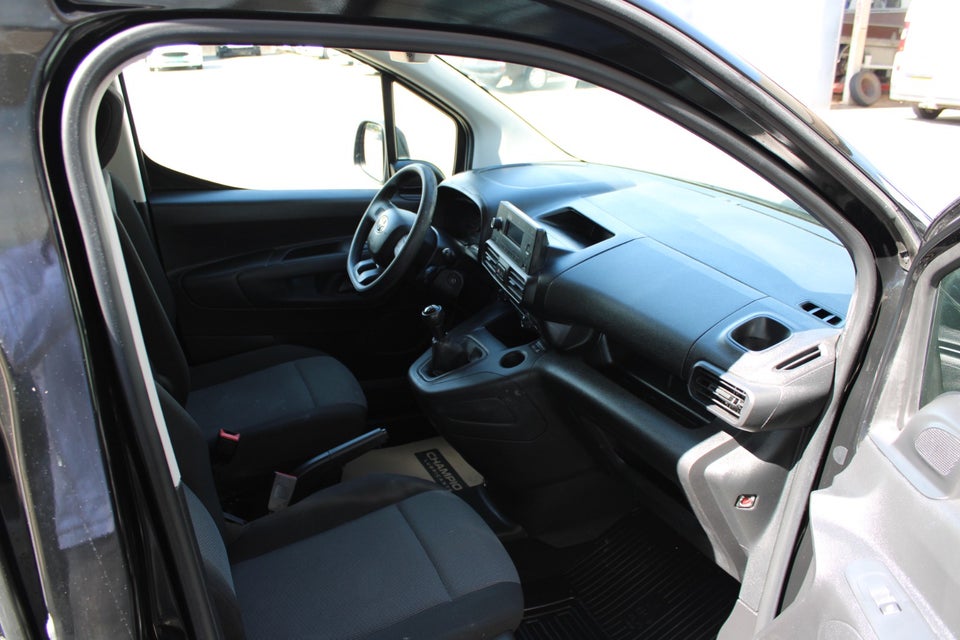 Toyota ProAce City 1,5 D 75 Medium Base 4d