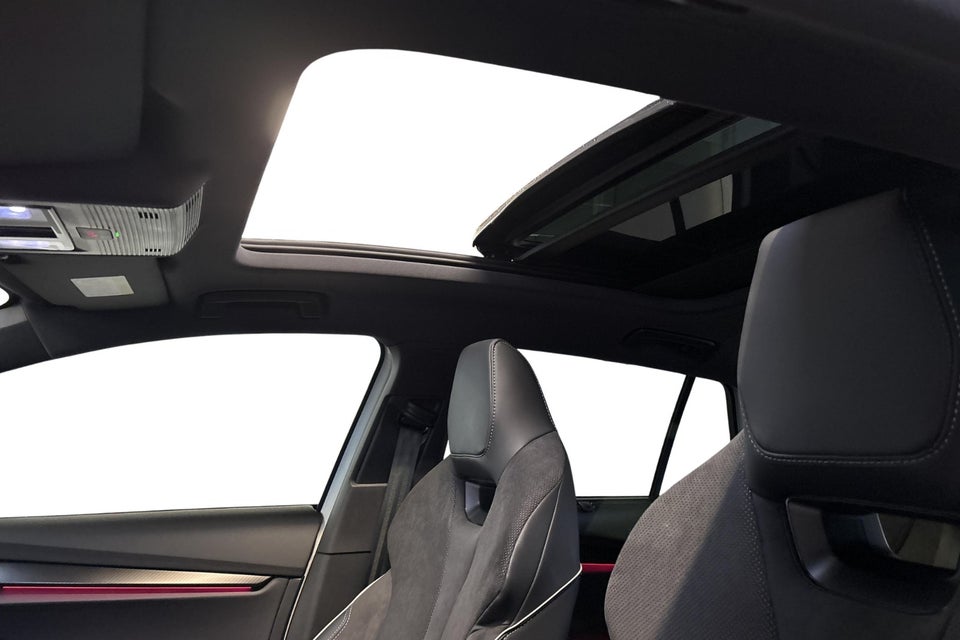 Skoda Enyaq 85 iV Sportline Advanced 5d