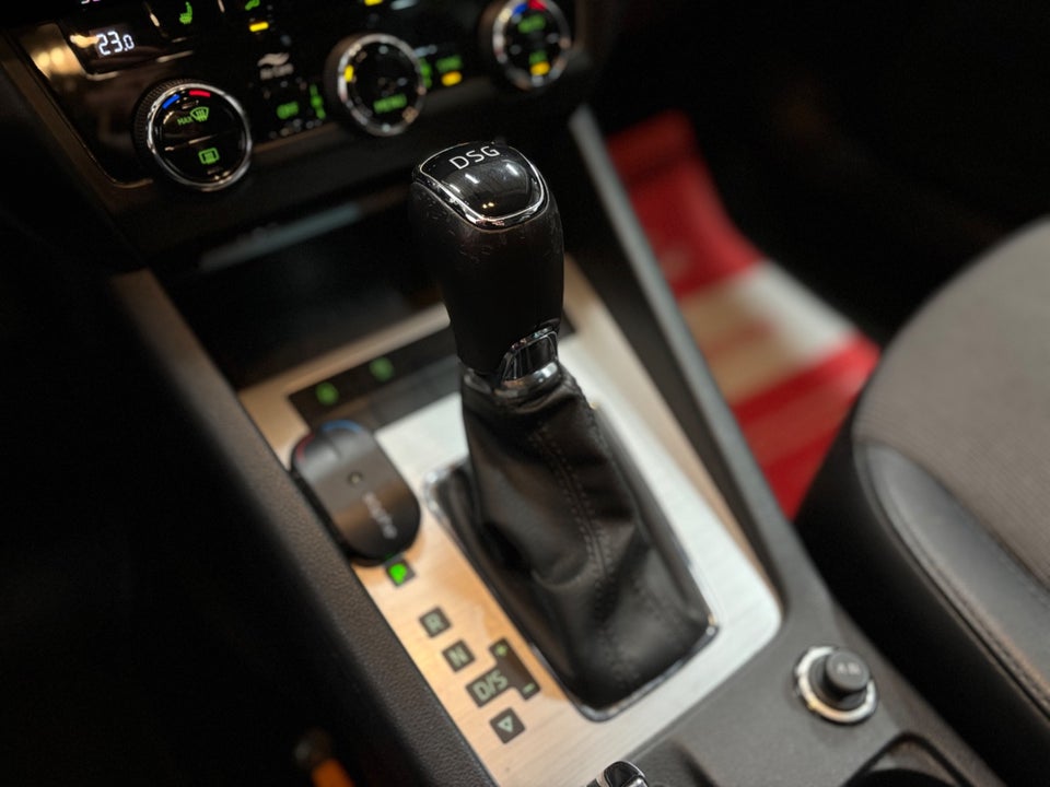 Skoda Octavia 1,6 TDi 115 Style DSG 5d