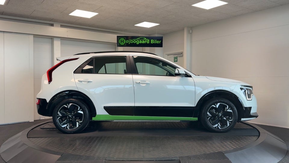Kia Niro 64 EV Vision 5d