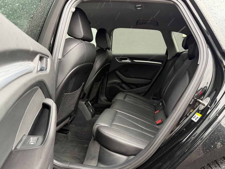 Audi A3 1,4 e-tron Sport Sportback S-tr. 5d