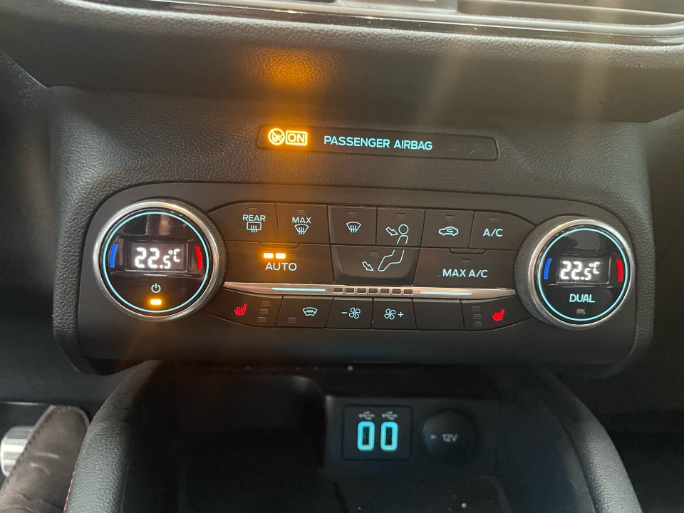 Ford Kuga 2,5 PHEV ST-Line X CVT 5d