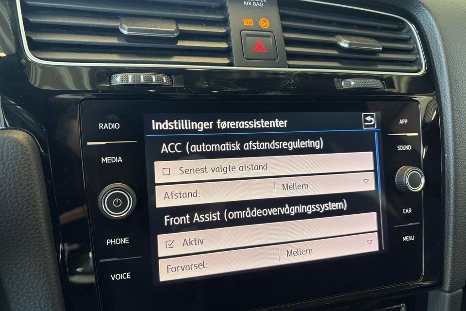 VW Golf VII 1,4 GTE DSG 5d