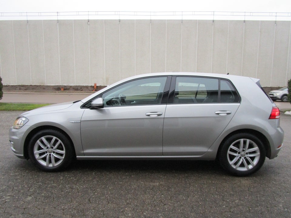 VW Golf VII 1,5 TSi 130 Comfortline DSG 5d