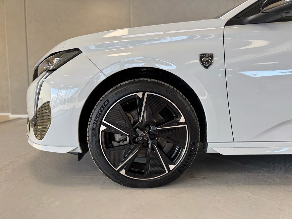 Peugeot e-308 54 First Edition 5d