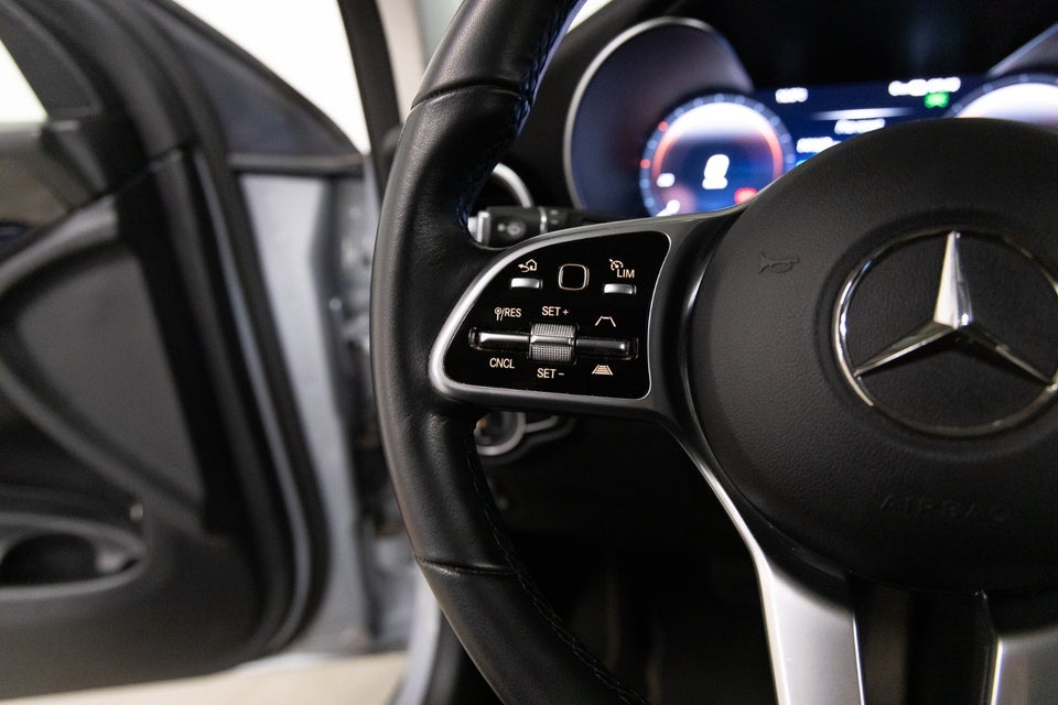 Mercedes GLC300 de 2,0 aut. 4Matic 5d