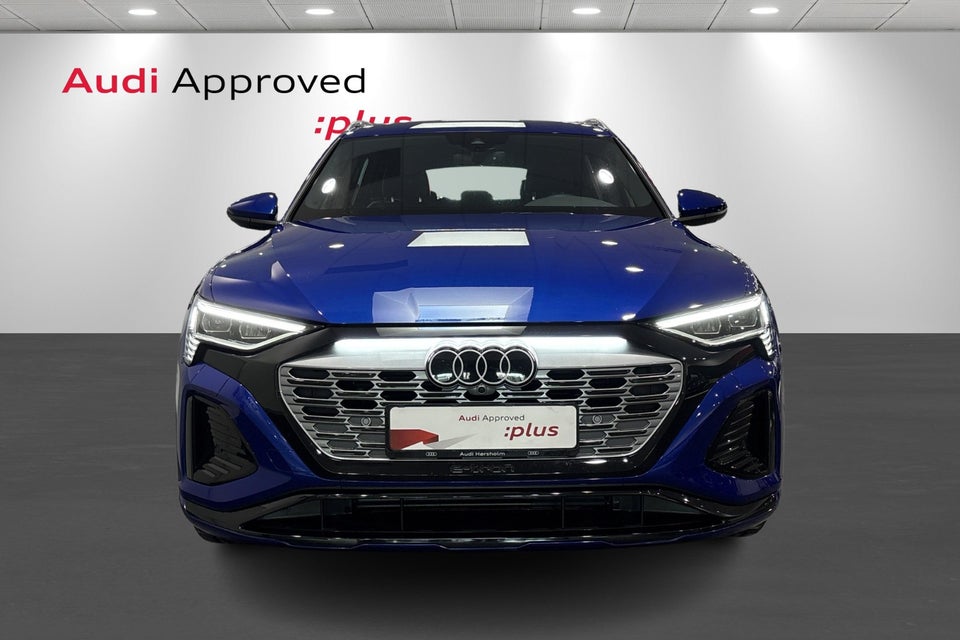 Audi Q8 e-tron 55 S-line quattro 5d