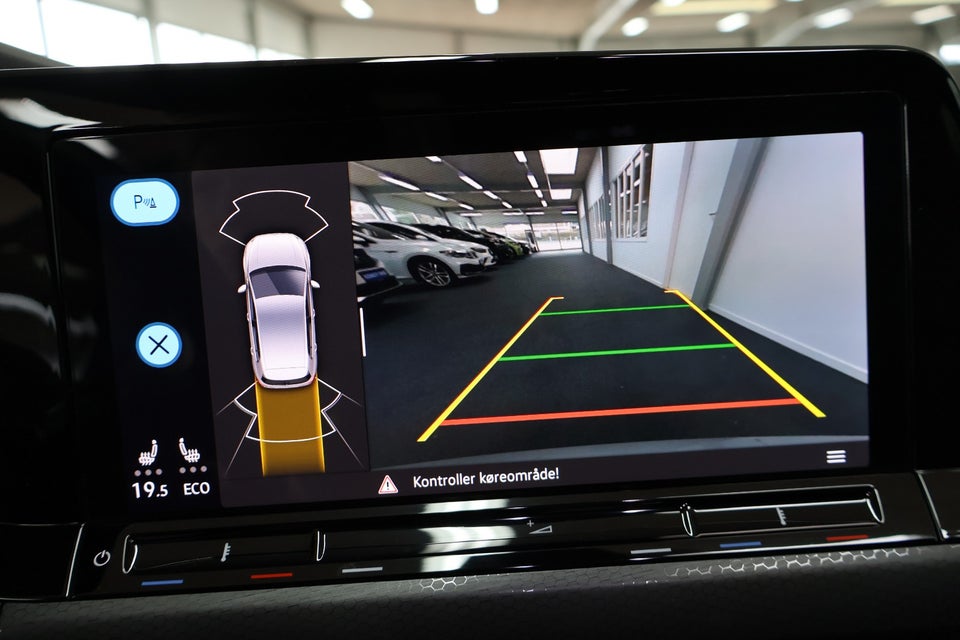 VW Golf VIII 1,4 GTE DSG 5d