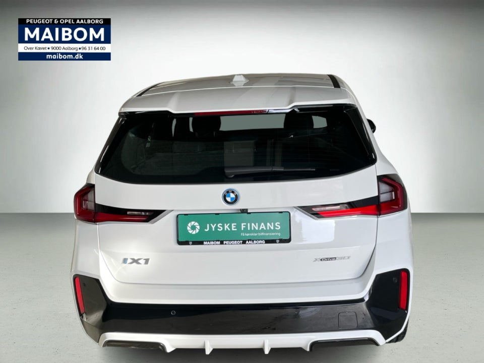 BMW iX1 xDrive30 M-Sport 5d