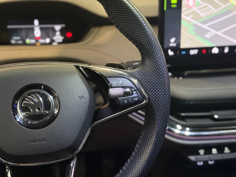 Skoda Enyaq 80 iV Suite 5d