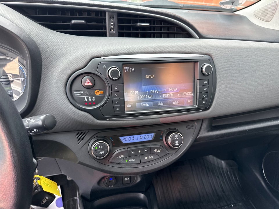 Toyota Yaris 1,5 Hybrid H2 Premium e-CVT 5d