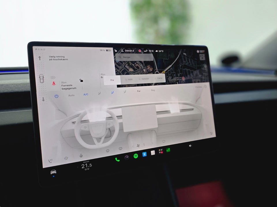 Tesla Model 3 Long Range AWD 4d