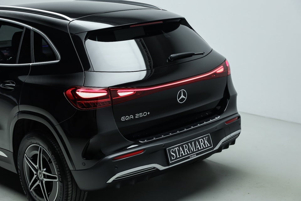 Mercedes EQA250+ AMG Advance 5d