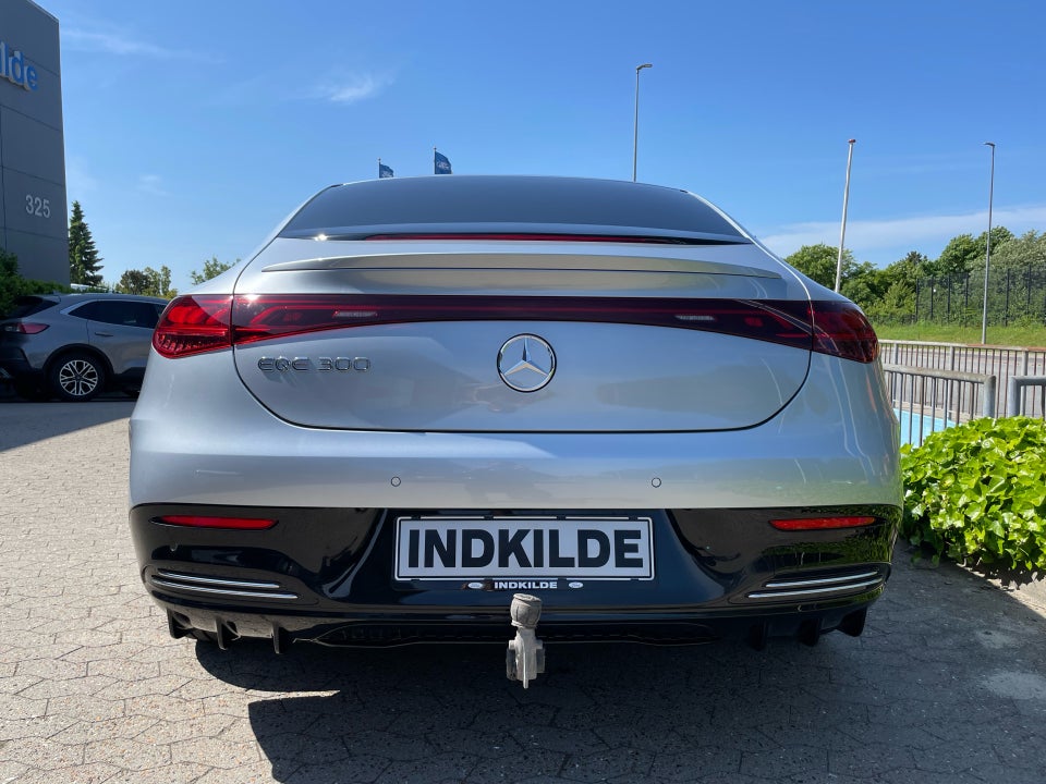Mercedes EQE300 AMG Line 4d