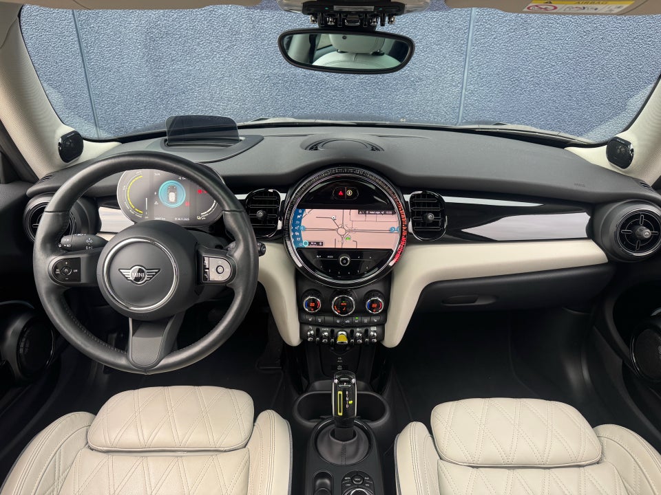 MINI Cooper SE Yours Trim 3d