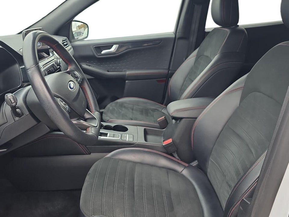 Ford Kuga 2,5 PHEV ST-Line X CVT 5d