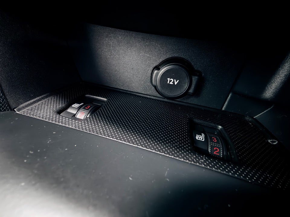 Peugeot 308 1,5 BlueHDi 130 Allure Grand 5d