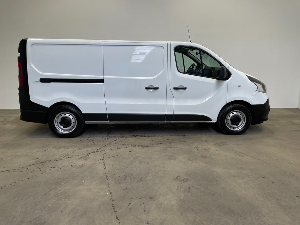 Renault Trafic T29 2,0 dCi 145 L2H1