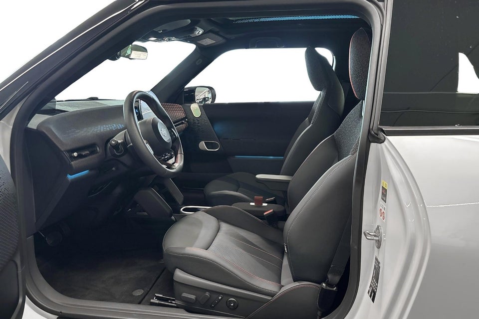 MINI Cooper SE JCW Trim XL 3d