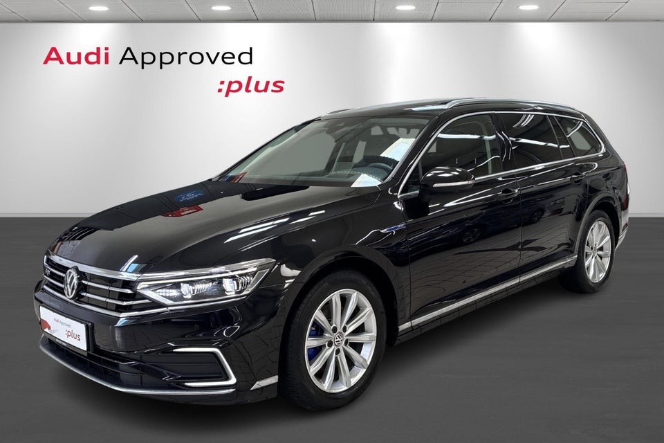 VW Passat 1,4 GTE DSG 4d