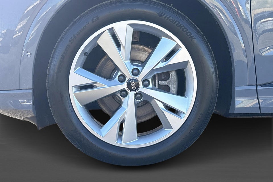 Audi Q4 e-tron 45 S-line Edition 5d