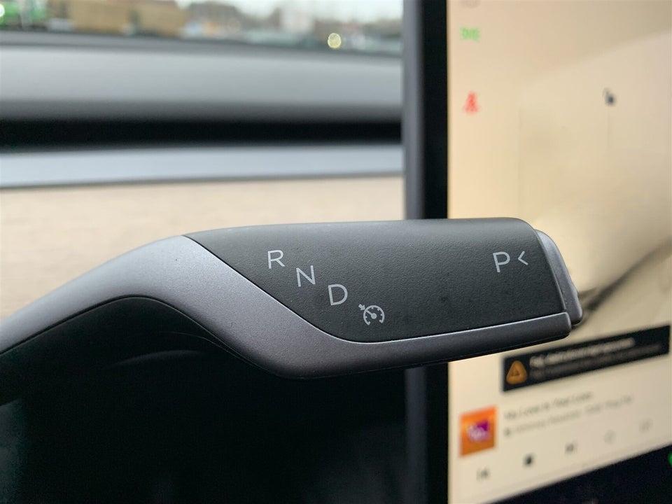 Tesla Model Y Long Range RWD 5d