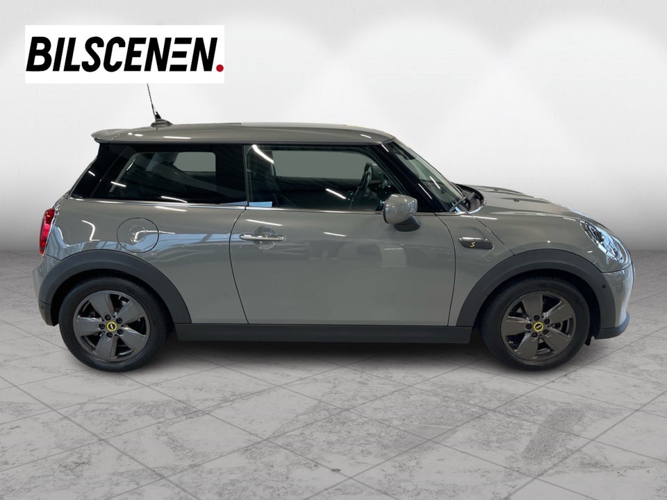 MINI Cooper SE Essential 3d
