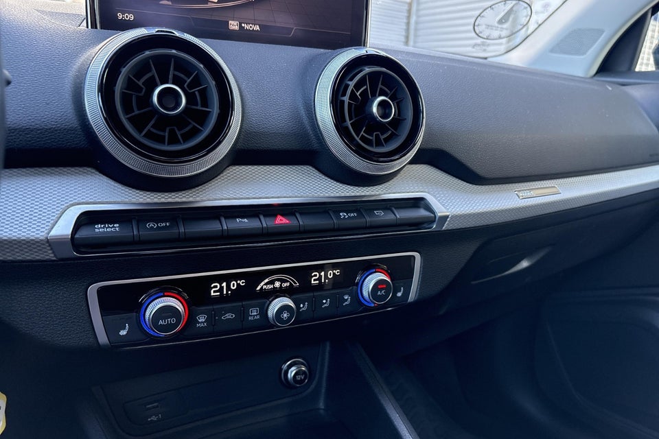 Audi Q2 35 TFSi S-line S-tr. 5d