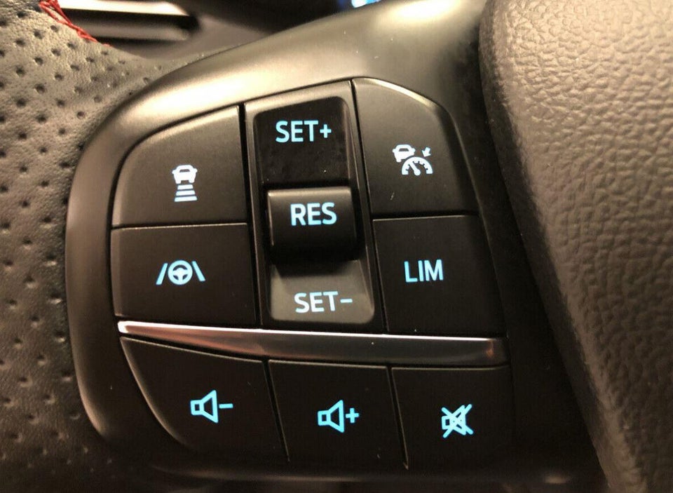 Ford Kuga 2,5 PHEV ST-Line X CVT 5d