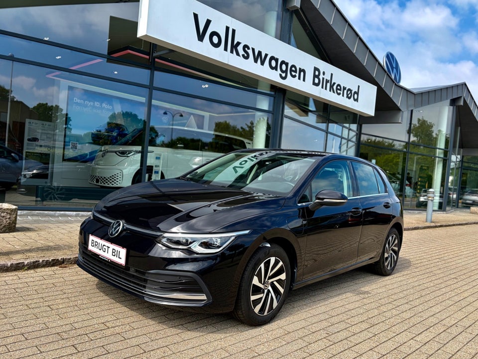 VW Golf VIII 1,4 eHybrid DSG 5d
